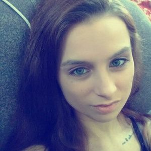 Meet your Posher, Desiree